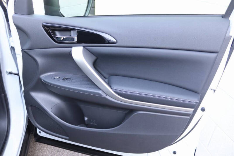 2026 Mitsubishi Eclipse Cross SE