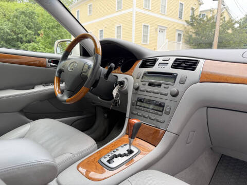 2005 Lexus ES 330