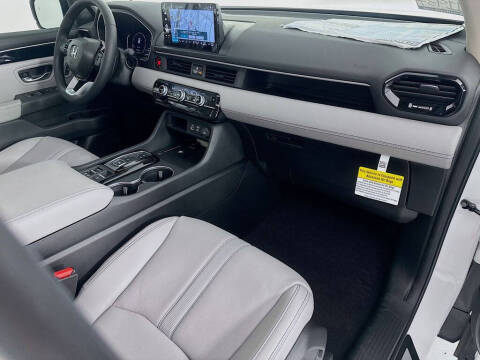 2025 Honda Pilot Touring