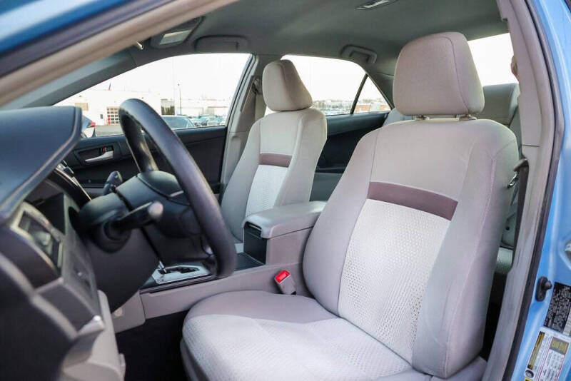 2012 Toyota Camry LE