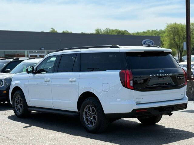 2025 Ford Expedition MAX Active