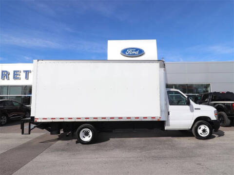 2022 Ford E-Series E-450 SD
