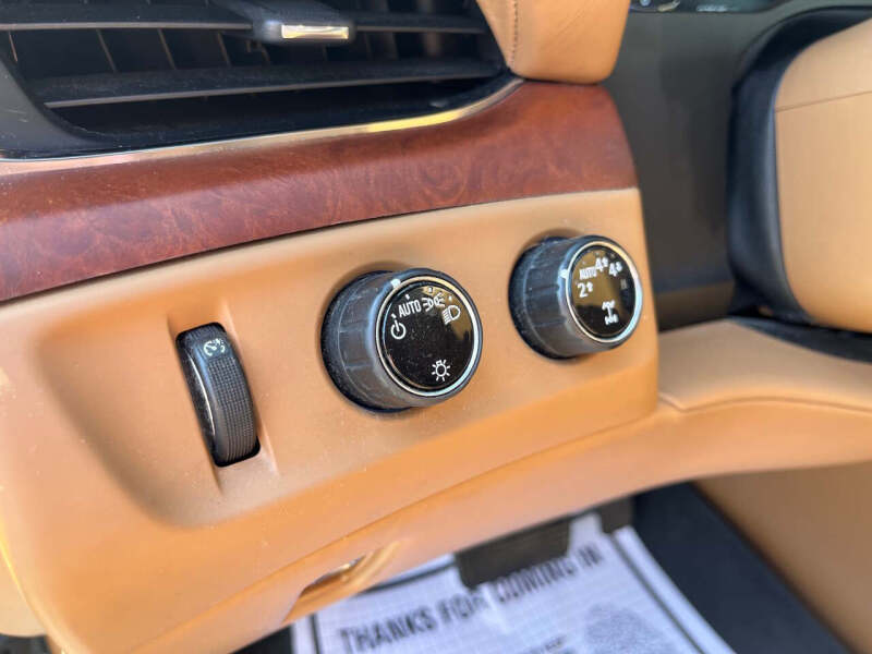2017 Cadillac Escalade Platinum
