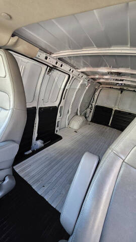 2021 Chevrolet Express 2500