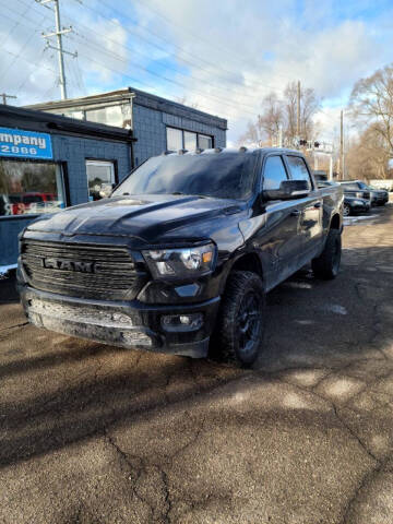 2020 RAM 1500 for sale at R&R Car Company in Mount Clemens MI