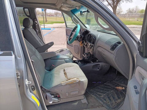 2001 Toyota Sequoia SR5