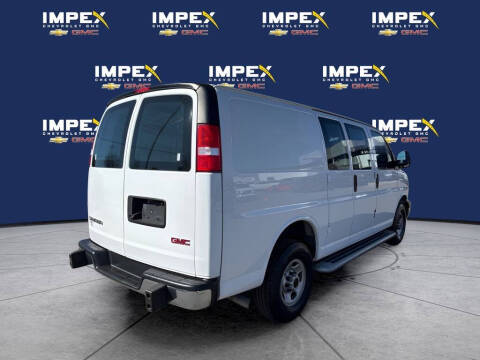 2023 GMC Savana 2500