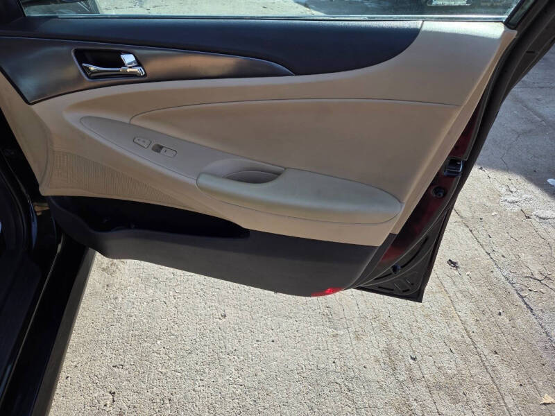 2011 Hyundai Sonata Hybrid