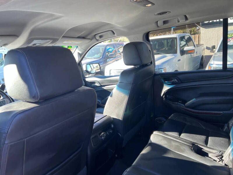 2017 GMC Yukon XL SLT
