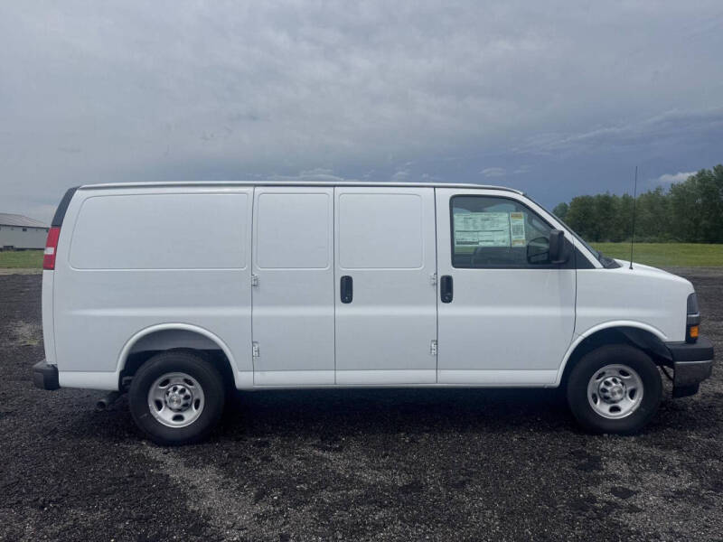 2026 Chevrolet Express 2500