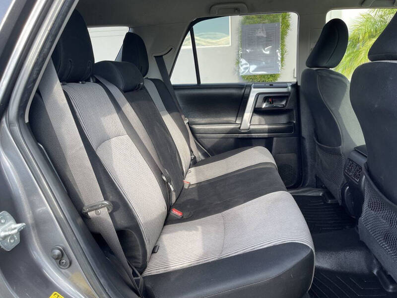 2015 Toyota 4Runner SR5