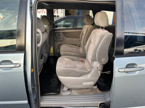 2006 Toyota Sienna LE 7 Passenger