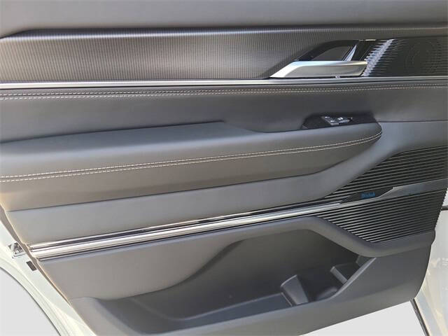 2024 Jeep Grand Wagoneer Obsidian