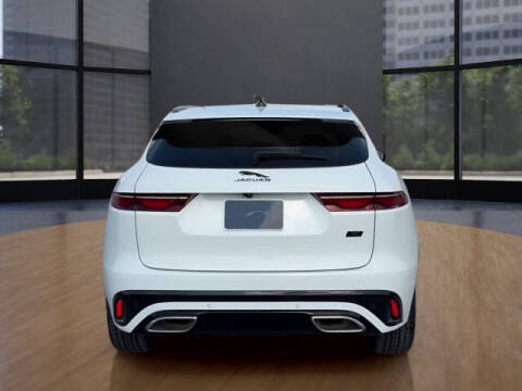 2026 Jaguar F-PACE P400 R-Dynamic S