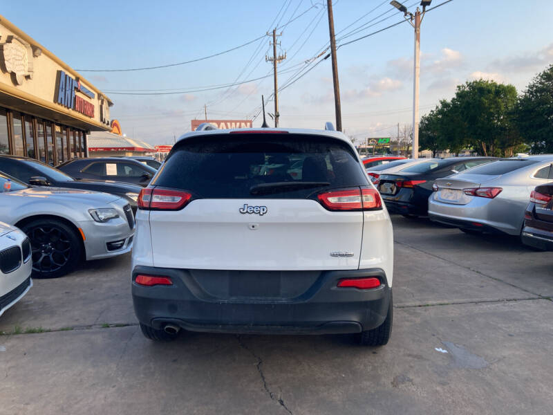 2017 Jeep Cherokee Latitude