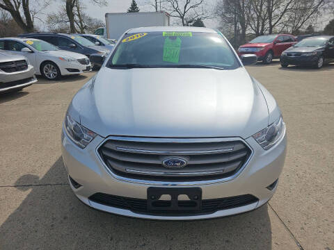 2019 Ford Taurus SE