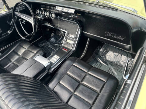 1966 Ford Thunderbird