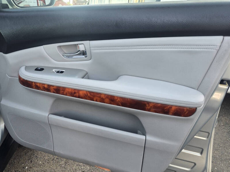 2005 Lexus RX 330