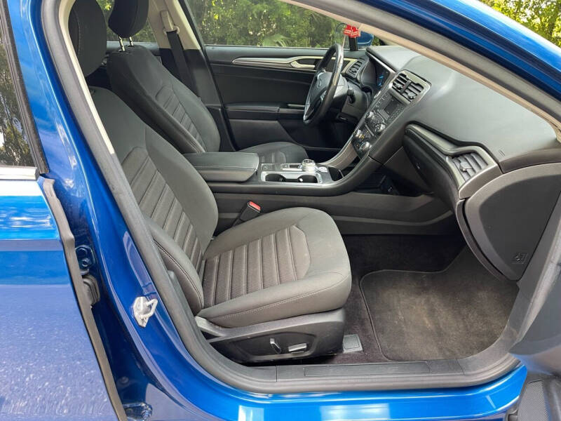 2017 Ford Fusion S