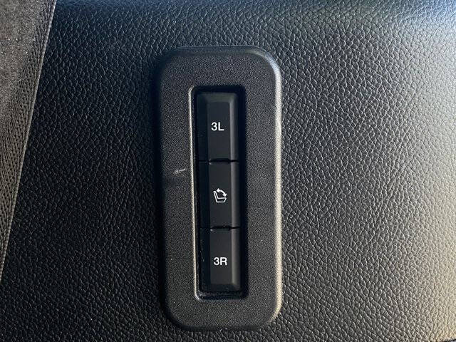 2016 Lincoln Navigator Select