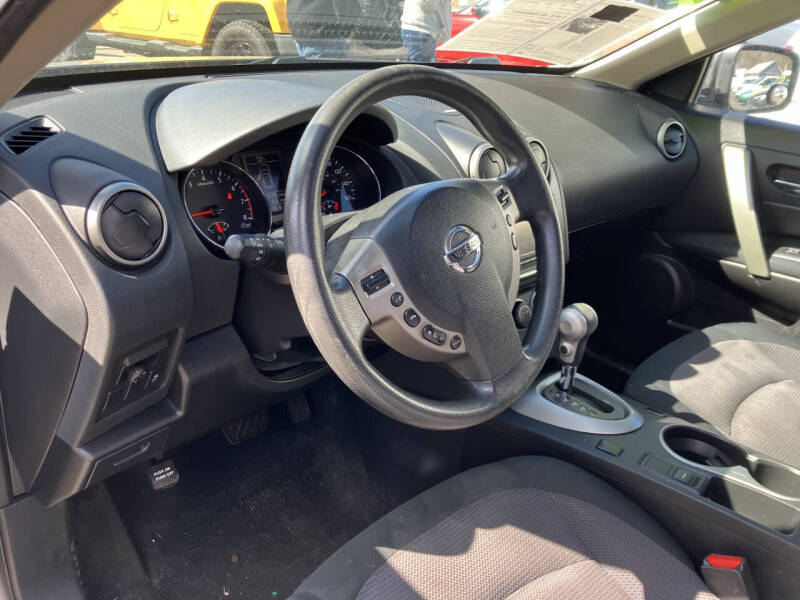 2013 Nissan Rogue SV