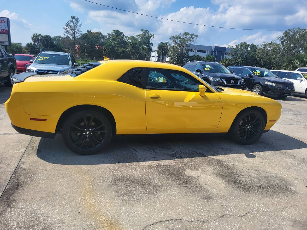 2017 Dodge Challenger for sale at FAMILY AUTO BROKERS in Longwood, FL