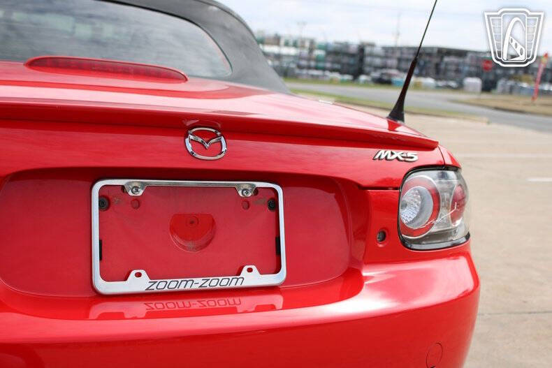 2006 Mazda MX-5 Miata