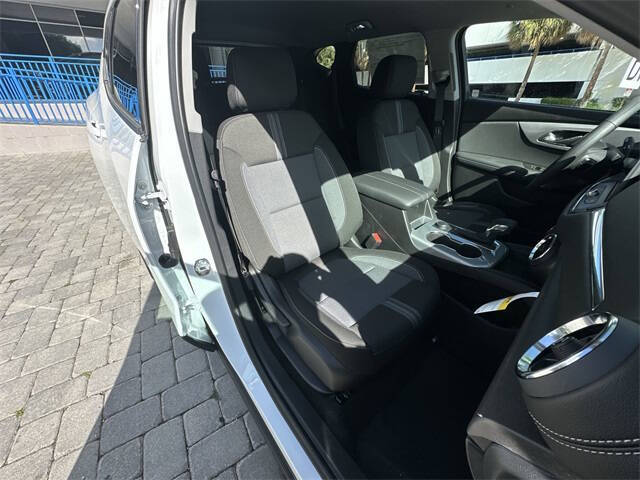 2025 Chevrolet Blazer LT