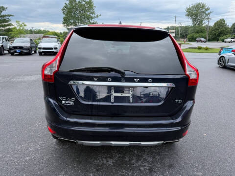 2016 Volvo XC60 T5 Drive-E Premier