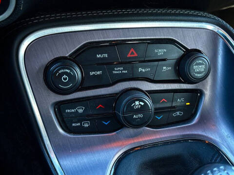 2017 Dodge Challenger R/T Scat Pack