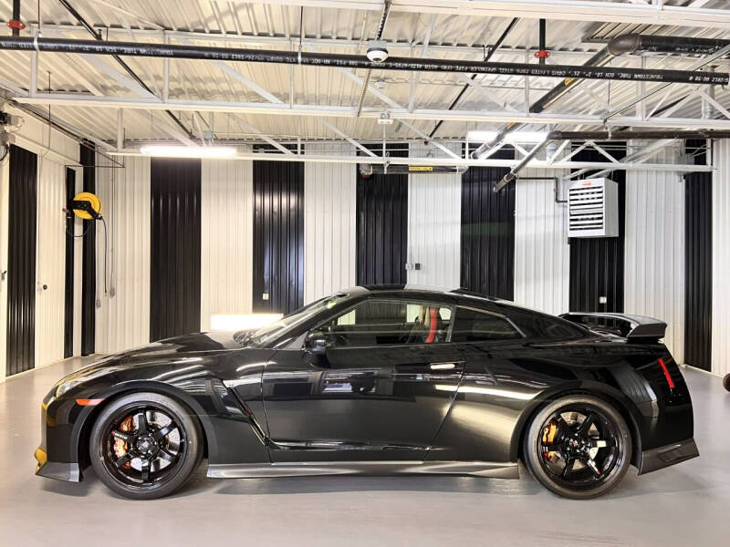 2018 Nissan GT-R Track Edition