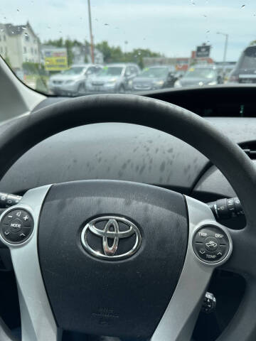 2010 Toyota Prius I