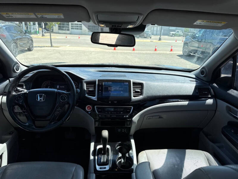 2017 Honda Ridgeline RTL-E