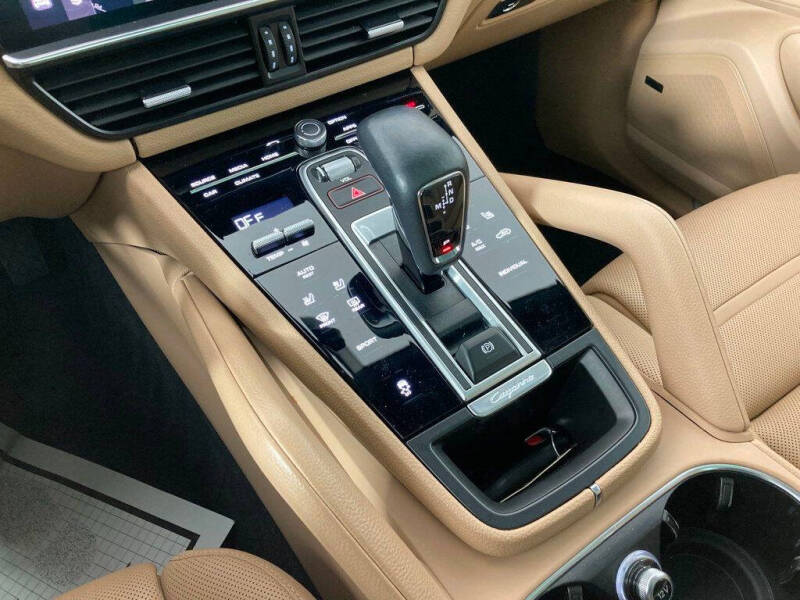 2023 Porsche Cayenne