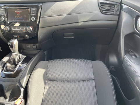 2018 Nissan Rogue S