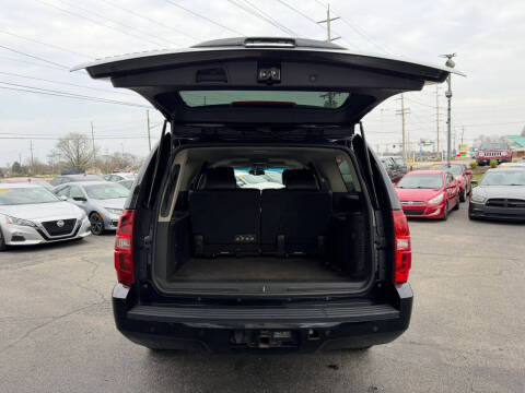 2013 Chevrolet Suburban LT