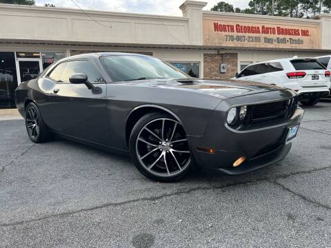2014 Dodge Challenger for sale at North Georgia Auto Brokers in Snellville GA