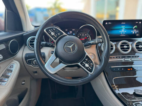 2021 Mercedes-Benz GLC GLC 300