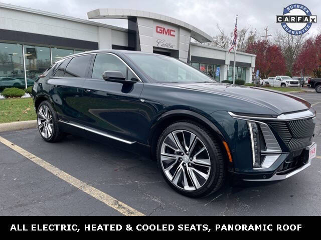 2024 Cadillac LYRIQ Luxury 3