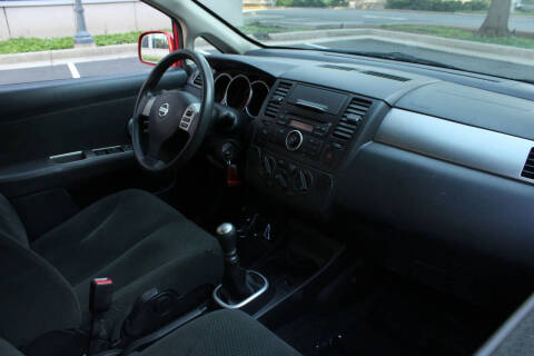 2012 Nissan Versa 1.8 S