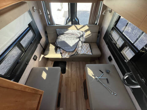 2009 Winnebago ERA 170XL Class B