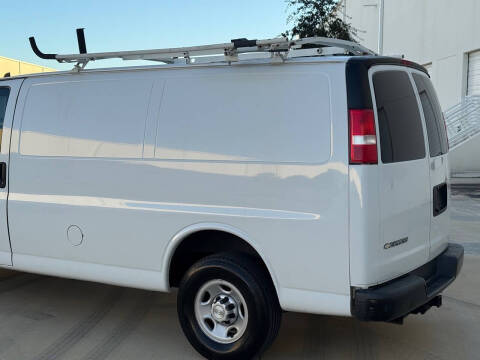 2019 Chevrolet Express 2500