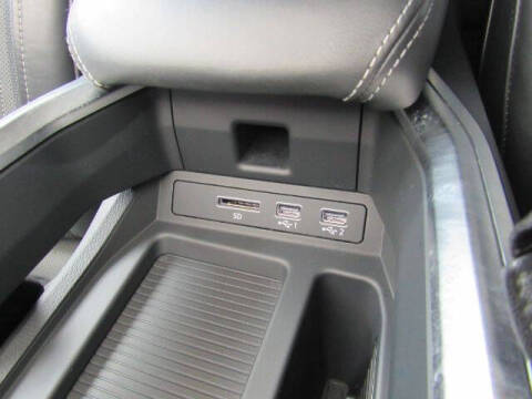 2019 Audi e-tron quattro Prestige