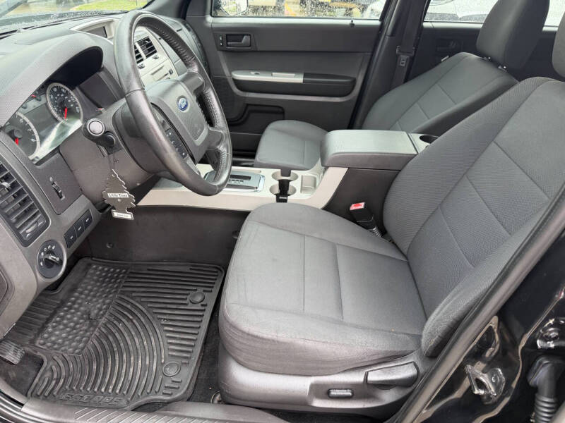 2011 Ford Escape XLT