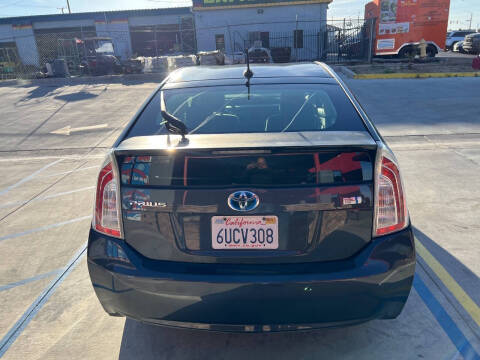 2012 Toyota Prius Three