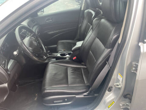 2013 Acura ILX 2.0L w/Premium