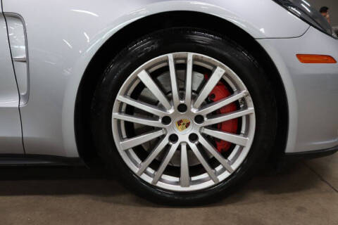 2017 Porsche Panamera Turbo