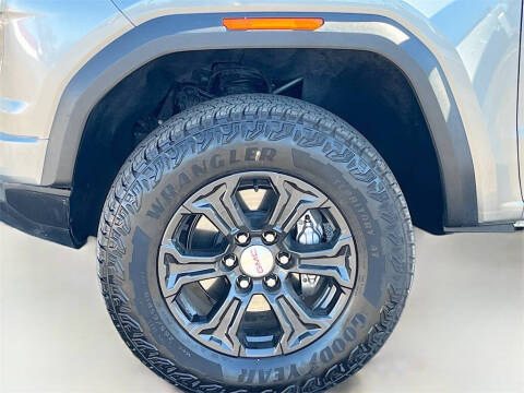 2024 GMC Canyon Elevation