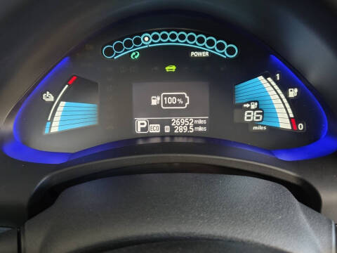 2016 Nissan LEAF SV