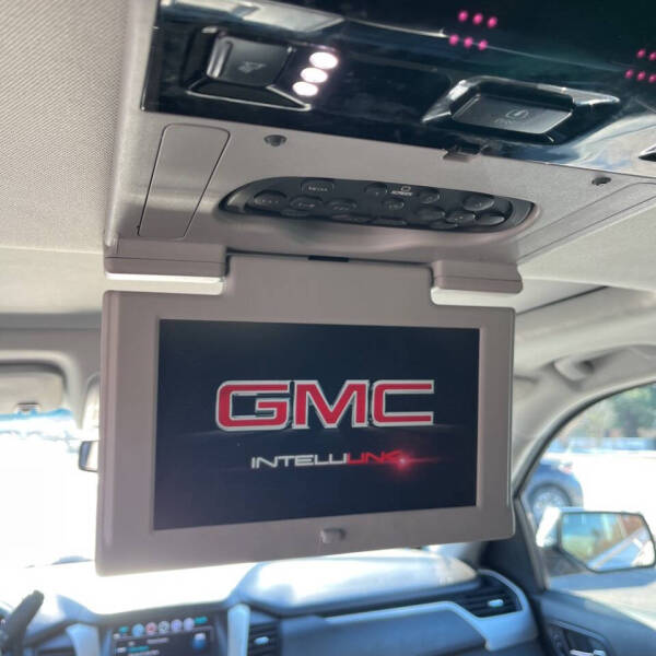 2020 GMC Yukon SLT